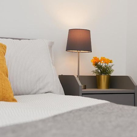 High Spec 2 Bed Apartment W/Parking Available London Eksteriør bilde