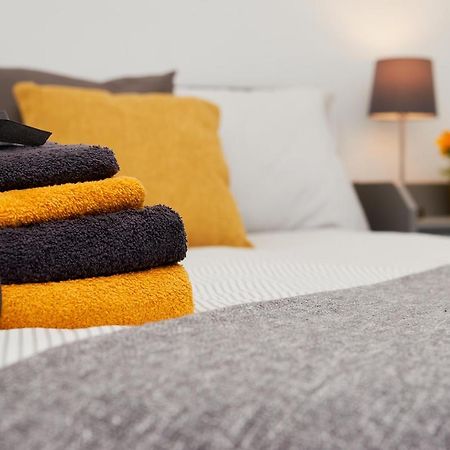 High Spec 2 Bed Apartment W/Parking Available London Eksteriør bilde