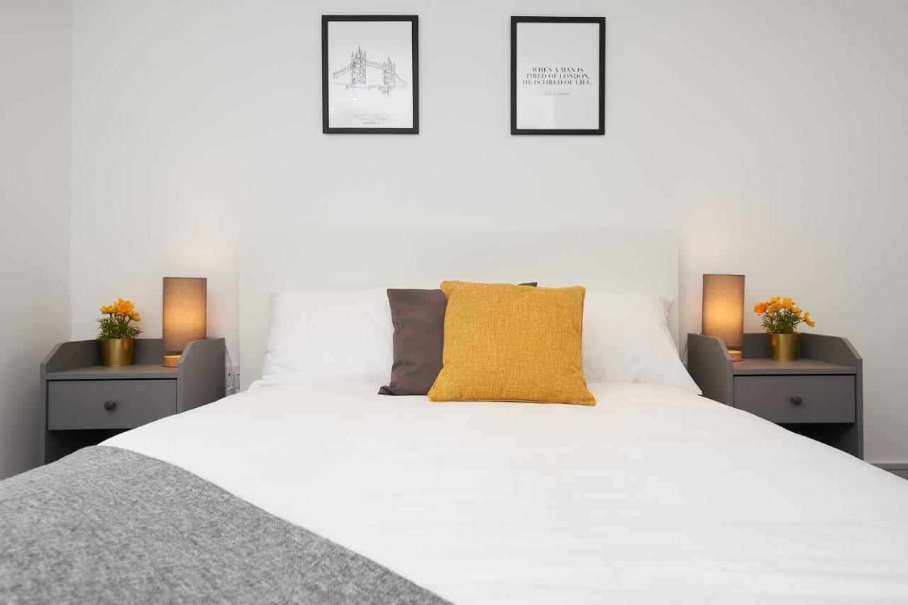 High Spec 2 Bed Apartment W/Parking Available London Eksteriør bilde
