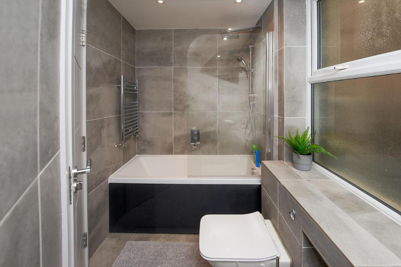 High Spec 2 Bed Apartment W/Parking Available London Eksteriør bilde